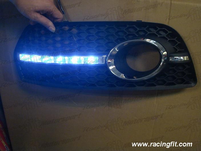 Audi Q5 Foglamp Cover with DRL light
